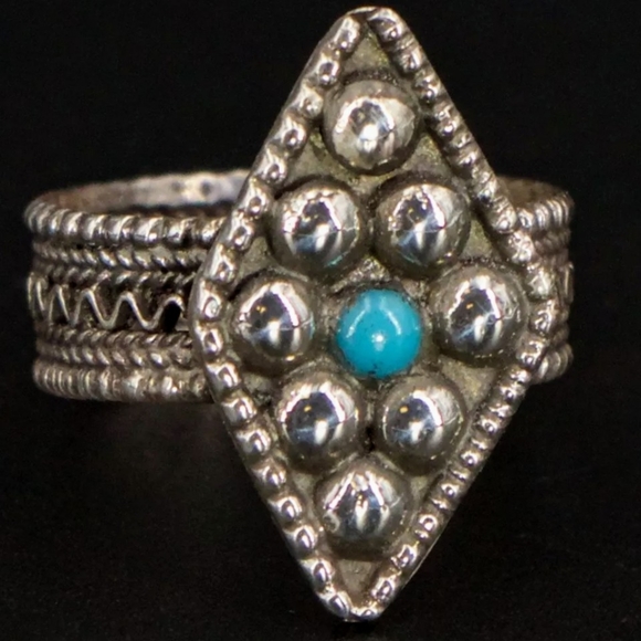 Native Jewelry - Navajo Sterling Silver Turquoise Snake Eyes Ring